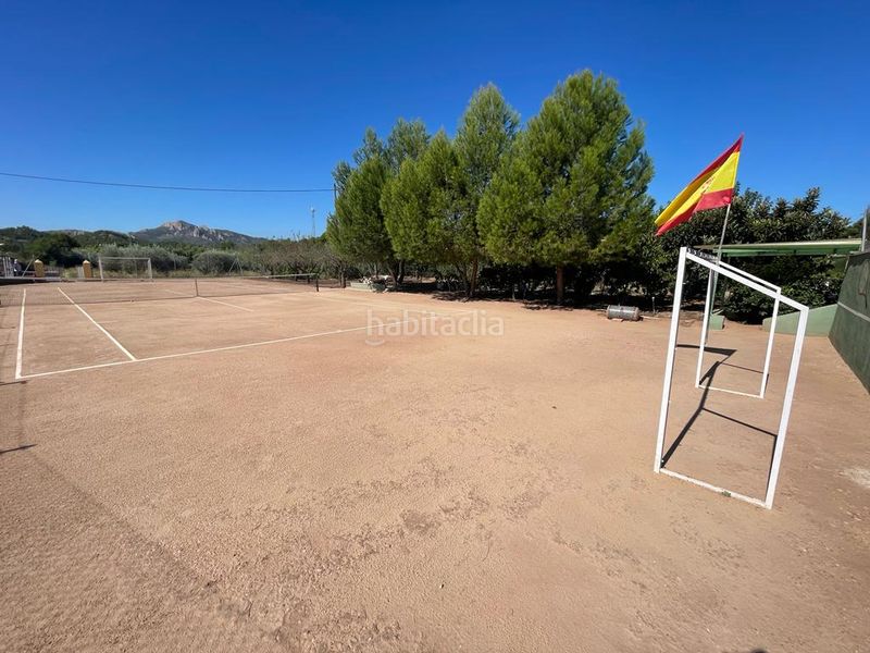 Foto f1a94cec-7c86-4bf7-af0f-8478397c8478. Casa amb piscina a Sax