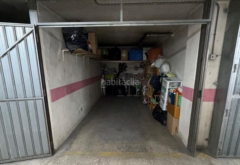 Foto b6a59a97-e4c8-494d-8bc5-3f7472c0c6e3. Aparcament cotxe a Fraternidad Elda