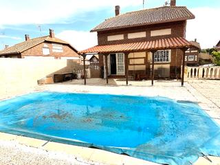 Xalet a Torrecastillo. Amplio chalet independiente en seseña (toledo)