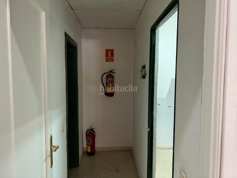 Foto e3fdf594-7650-4d51-bf57-d82a28614093. Local comercial se vende local , zona Reyes en Reyes Parla