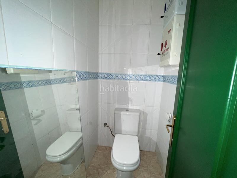 Foto f3d264cb-4cf5-473e-99e0-8a4339b5c61c. Local comercial se vende local , zona Reyes en Reyes Parla