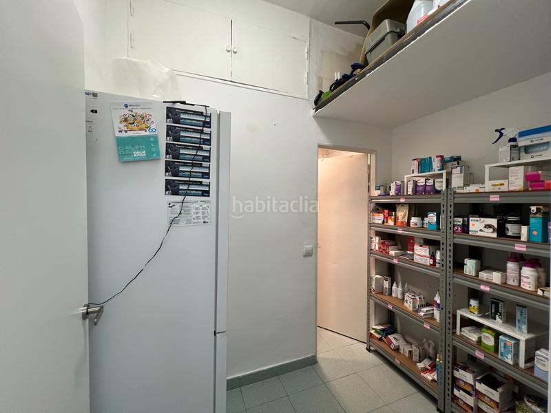 Foto 01b77d6f-e455-4751-b954-d3dbb7e50ab8. Local comercial a Villayuventus-Renfe Parla