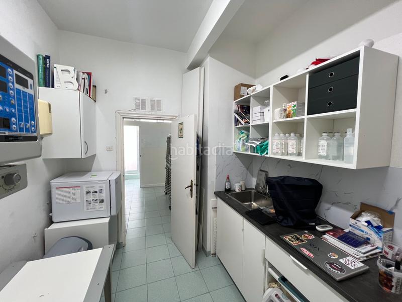 Foto 4ee40d24-7496-4fb1-aa27-06b315c36949. Local comercial a Villayuventus-Renfe Parla