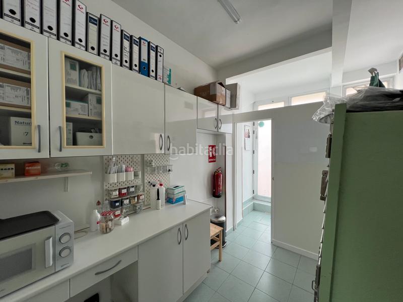 Foto 6fe90e49-b369-4ea8-8cbf-5c10dc27393f. Local comercial a Villayuventus-Renfe Parla