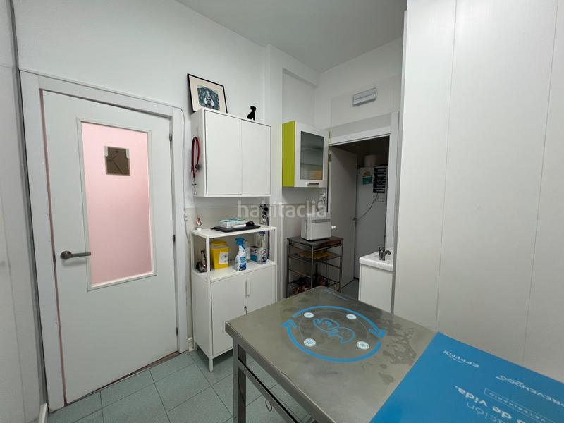 Foto f2eed9fb-e3c8-43dc-b800-4e54b5fe19d6. Local comercial a Villayuventus-Renfe Parla