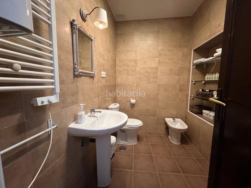 Foto f6ab0d91-17e0-48cc-b5e9-091579f1ea0f. Bauernhof mit kamin heizung pool in Torrejón de Velasco