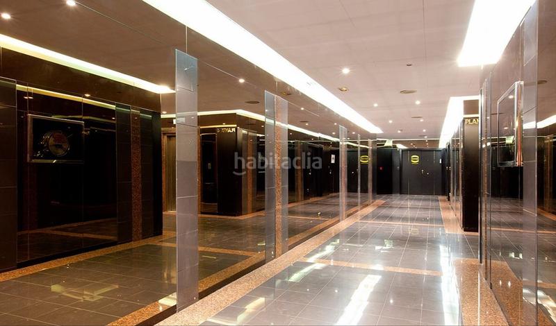 Foto 2acd8652-5cb8-495b-8eab-68b02b509b58. Alquiler oficina s reformadas en La Nova Esquerra de l´Eixample Barcelona