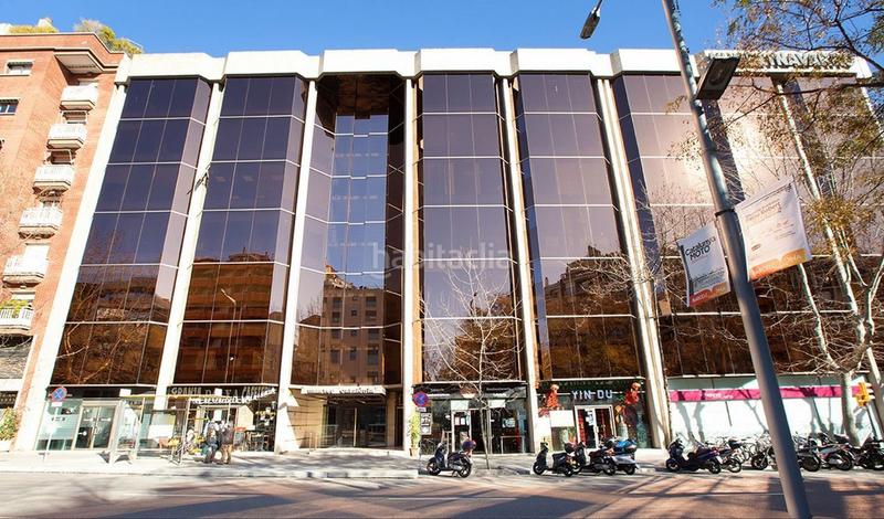 Foto ab1568e9-49ed-4ce0-9721-830568c26bb6. Alquiler oficina s reformadas en La Nova Esquerra de l´Eixample Barcelona