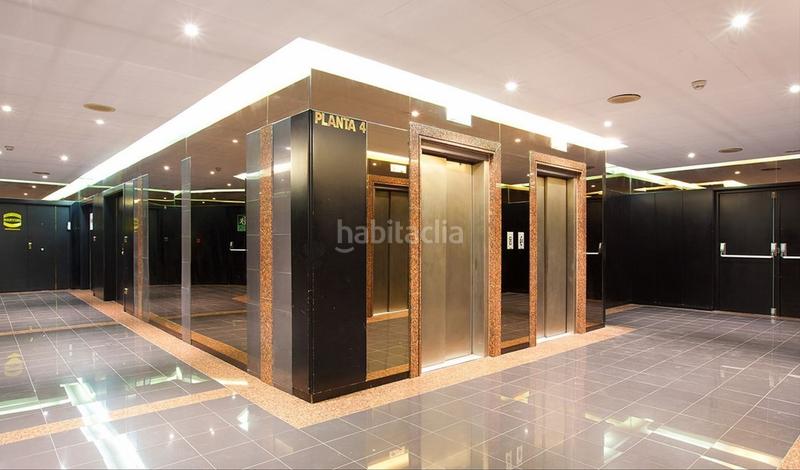 Foto 4de02241-d6f3-47dd-8979-e9a3a2e9ddf4. Rent office space with heating parking in La Nova Esquerra de l´Eixample Barcelona