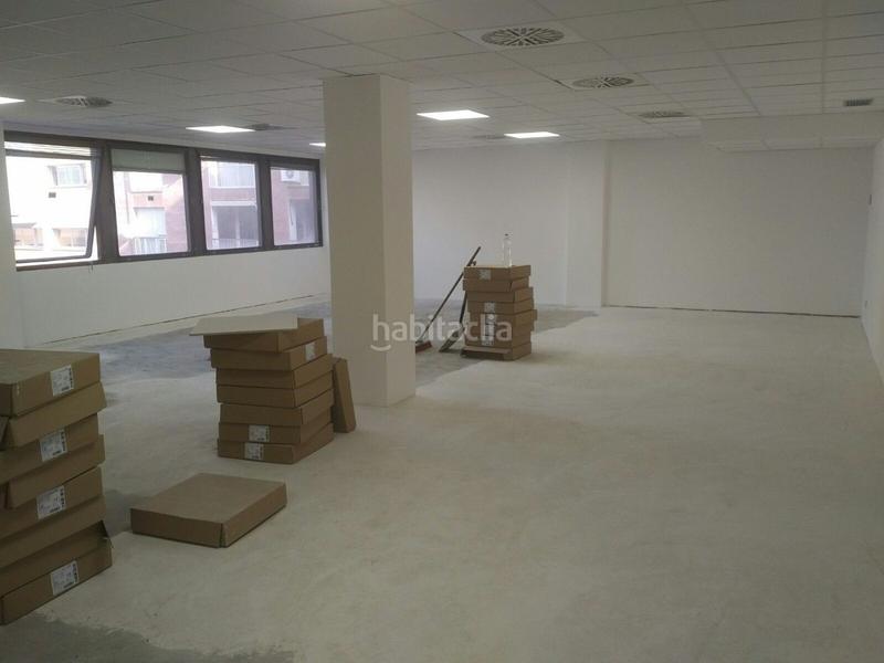 Foto 82c71f81-b6aa-4e24-93f9-3f4df4345864. Bureau avec chauffage parking dans Vila de Gràcia Barcelona