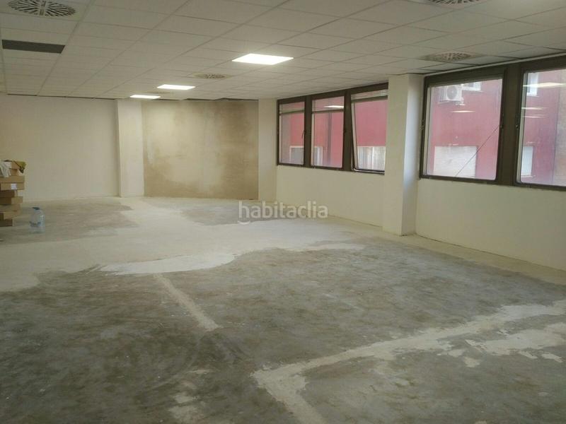 Foto e0eeb594-f313-4c98-b149-6da5e67212c4. Bureau avec chauffage parking dans Vila de Gràcia Barcelona