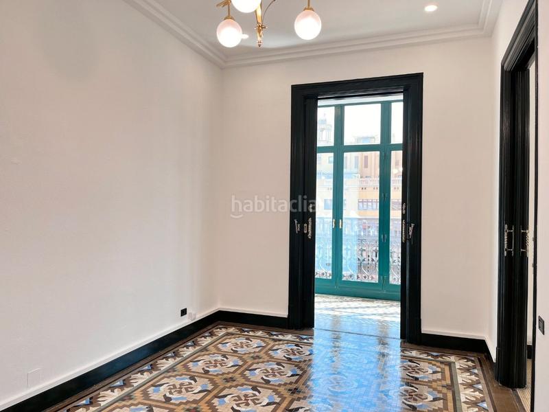 Foto 55bdca6c-2b4f-44ce-ba2d-4819d9ec50d3. Location bureau avec chauffage parking dans Dreta de l´Eixample Barcelona