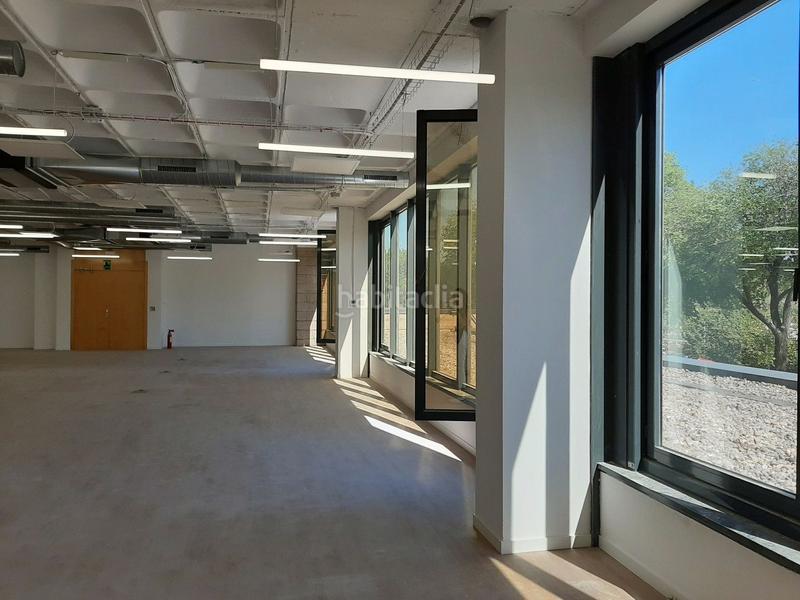 Foto 0acc2f4b-7906-457e-ae0e-e5e58f26f213. Rent office space with heating parking in Volpelleres Sant Cugat del Vallès