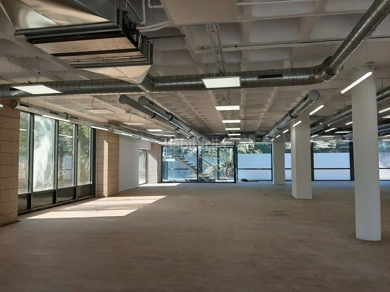 Foto 611d06d4-4afb-4007-9bba-fc8ed0c4e295. Rent office space with heating parking in Volpelleres Sant Cugat del Vallès