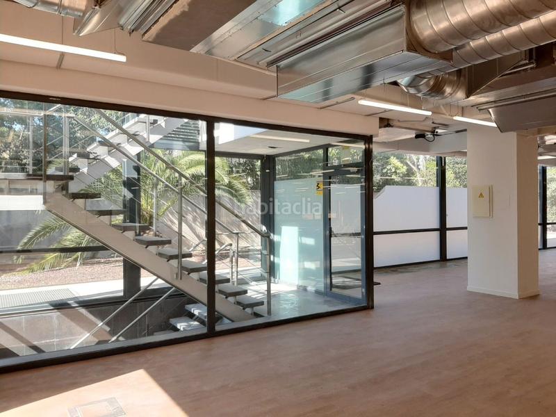 Foto db1c5f8a-8f9e-48ee-8145-9987b6376cec. Rent office space with heating parking in Volpelleres Sant Cugat del Vallès