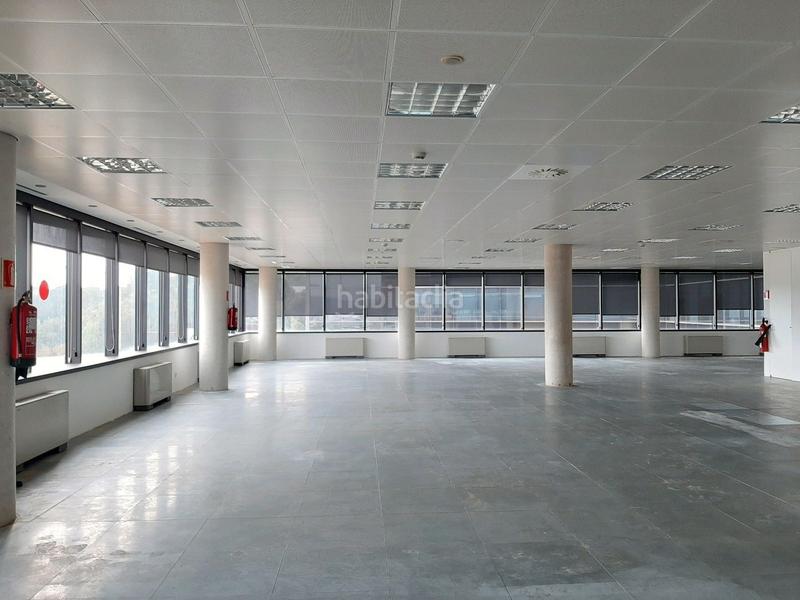 Foto 64fbba6d-aa2b-4627-a9f5-41f90a174008. Location bureau dans desconocido 1 dans Bellaterra