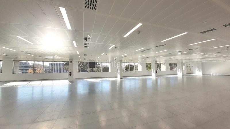 Foto 83e16def-1d8b-43d4-89a1-6439f6afc722. Alquiler oficina edificio exclusivo de oficinas en Sant Cugat del Vallès