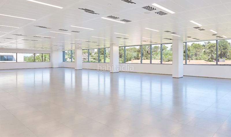 Foto 94c19ba5-b02e-4155-b4c3-e17dacd5d3e5. Alquiler oficina edificio exclusivo de oficina en Sant Cugat del Vallès
