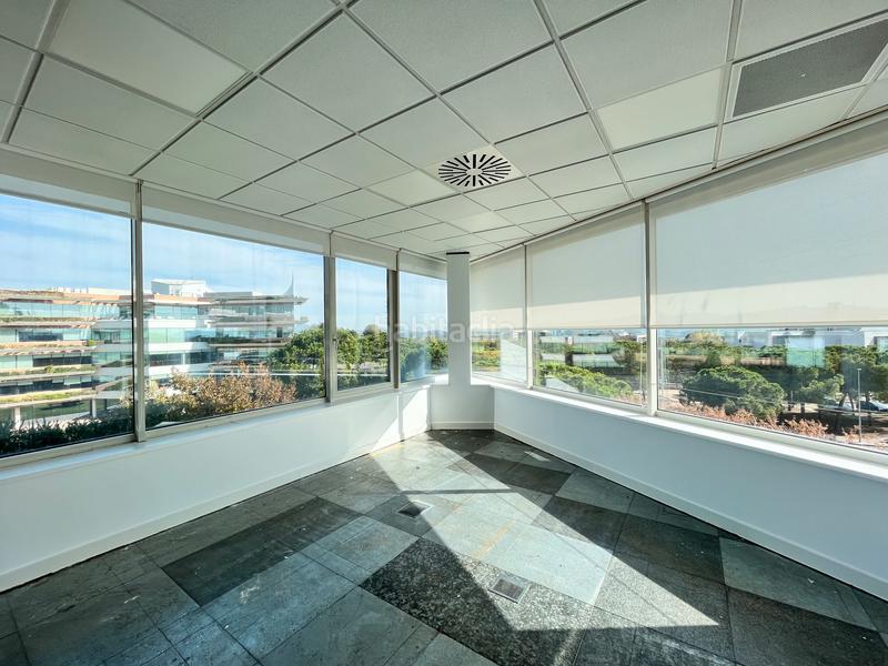 Foto 8a44a354-3d7e-4fa3-be53-3db3f1f0326f. Alquiler oficina  diáfana en Volpelleres Sant Cugat del Vallès