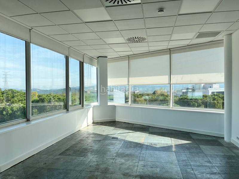 Foto ba4a1451-b38c-4ca4-b12e-5fc55b7fbbe5. Alquiler oficina  diáfana en Volpelleres Sant Cugat del Vallès