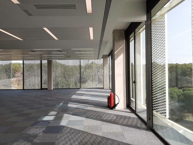 Foto 9c9f72a4-0646-4582-a5b9-b606dabf08c3. Affitto ufficio con riscaldamento parcheggio in Volpelleres Sant Cugat del Vallès