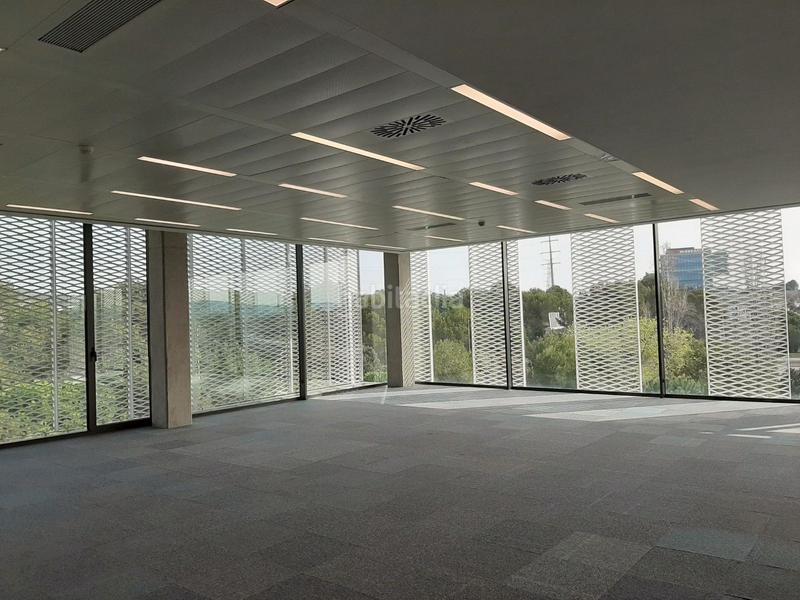 Foto a6e442ee-0249-44ac-8f9c-6e2cc0cfdd39. Affitto ufficio con riscaldamento parcheggio in Volpelleres Sant Cugat del Vallès