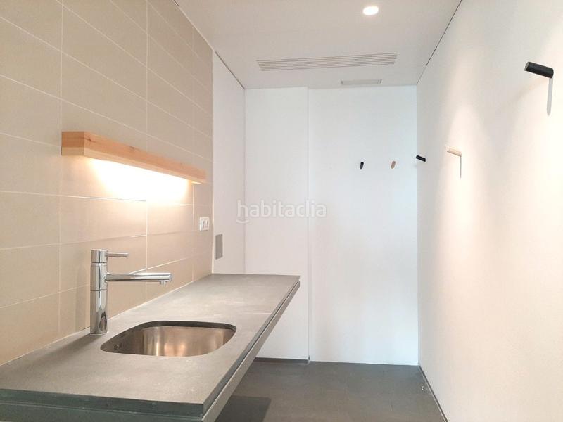 Foto 5b230984-08b7-4f95-a7b6-cc371bacbf1f. Lloguer oficina amb calefacció aparcament a Volpelleres Sant Cugat del Vallès