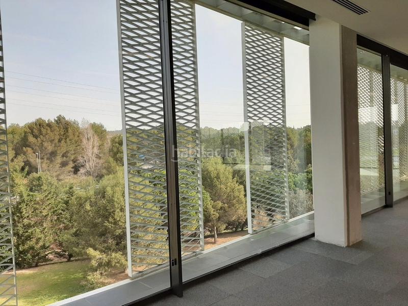 Foto d25d2f7b-c6de-4c10-acbc-f969eca8d6df. Location bureau avec chauffage parking dans Volpelleres Sant Cugat del Vallès