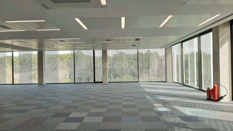 Foto ea69b91d-e11c-4344-b9b6-6371ec2b66b2. Location bureau avec chauffage parking dans Volpelleres Sant Cugat del Vallès