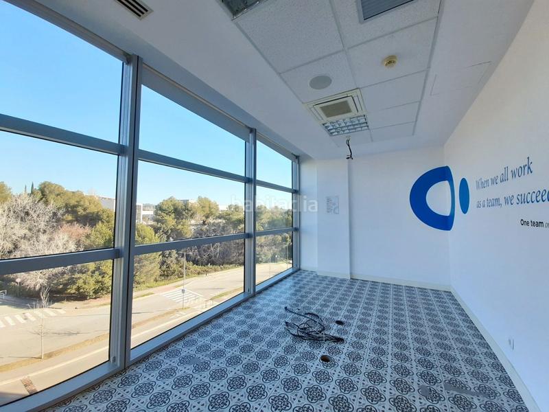 Foto 550e3204-30f6-4dfa-b45a-e20fded1213d. Rent office space with heating parking in Volpelleres Sant Cugat del Vallès