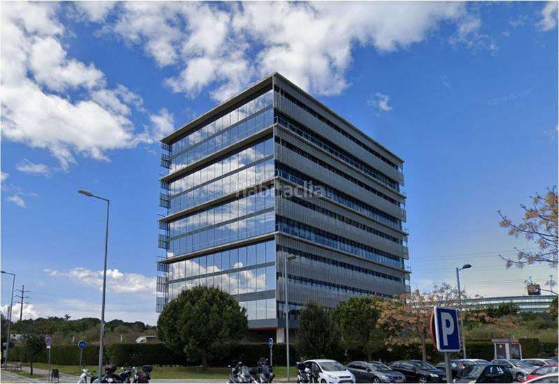 Foto c8ef11f4-5967-482f-92b2-c32de4d51564. Rent office space with heating parking in Volpelleres Sant Cugat del Vallès