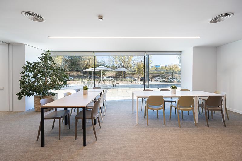 Foto 788bc139-b707-4c4f-a925-48b8a2f94a2e. Lloguer oficina amb calefacció aparcament a Volpelleres Sant Cugat del Vallès