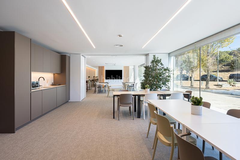 Foto 998de921-cca8-4792-a828-44fc51b73d52. Location bureau avec chauffage parking dans Volpelleres Sant Cugat del Vallès