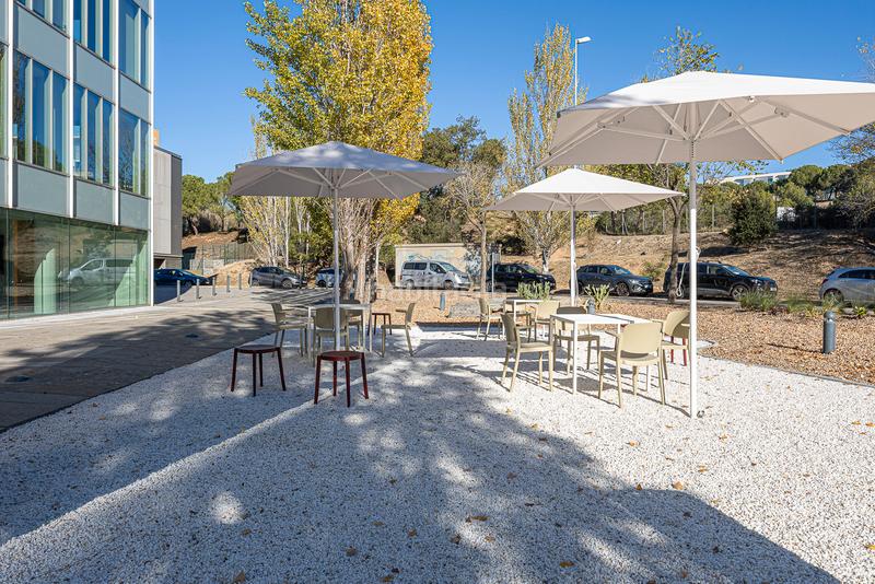 Foto b7383bee-fbca-4641-a739-7d1109015203. Miete büro mit heizung parking in Volpelleres Sant Cugat del Vallès