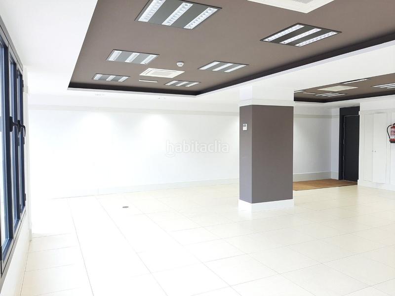 Foto 384f1e59-c49c-48e3-a5fe-186f61cfdc1f. Location bureau avec chauffage parking dans Sants-Badal Barcelona