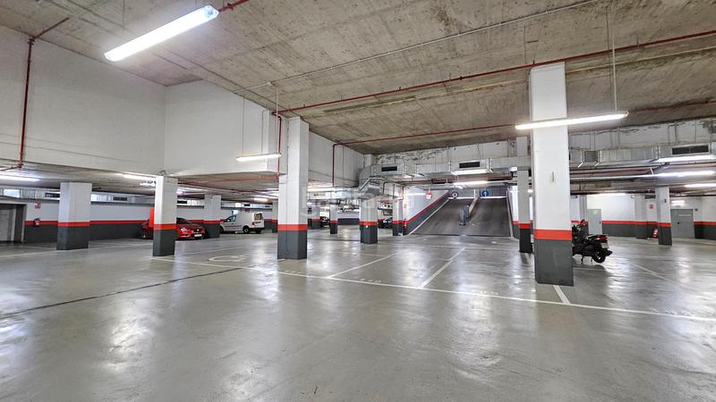 Foto 0b69de35-f537-40e3-97b0-1bee2a7dea6a. Location bureau avec chauffage parking dans El Parc i la Llacuna del Poblenou Barcelona