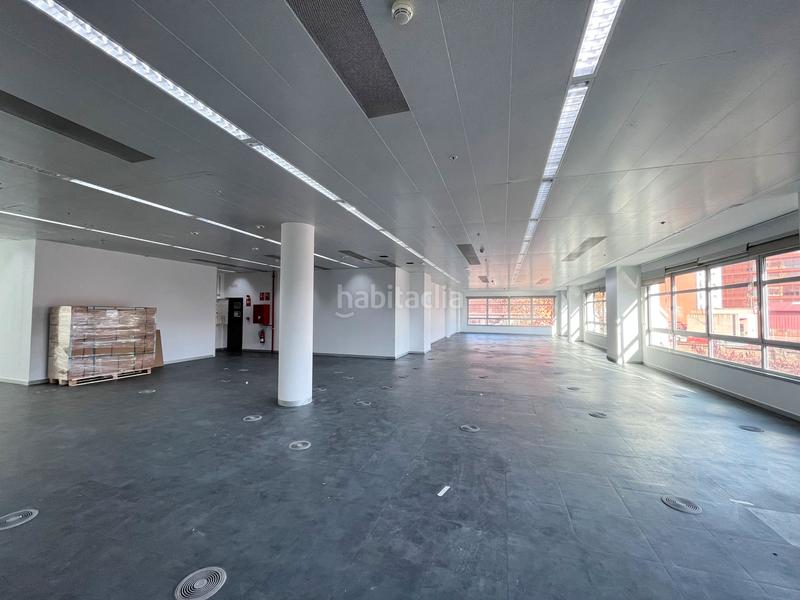 Foto 772fb806-f9f3-4ade-94ef-0b4493b6d484. Rent office space with heating parking in El Parc i la Llacuna del Poblenou Barcelona