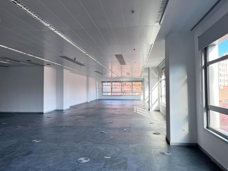 Foto 9591fd78-c782-4c4e-ad27-296f05e43cce. Rent office space with heating parking in El Parc i la Llacuna del Poblenou Barcelona