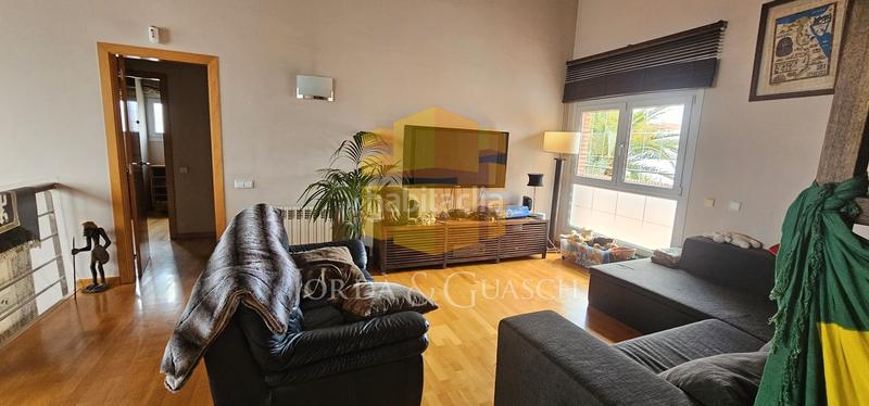 Foto bb143455-c3d1-4a09-acab-ec0e2f54477f. Chalet con riscaldamento parcheggio piscina in Arxiu Sant Cugat del Vallès