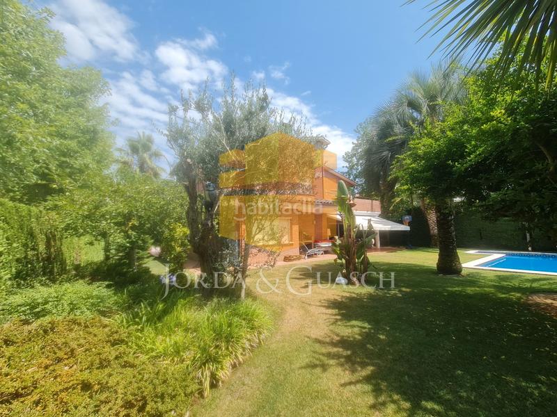 Foto d2dd41e9-b29c-44ef-9dad-bd1f3fea33ee. Chalet con riscaldamento parcheggio piscina in Arxiu Sant Cugat del Vallès