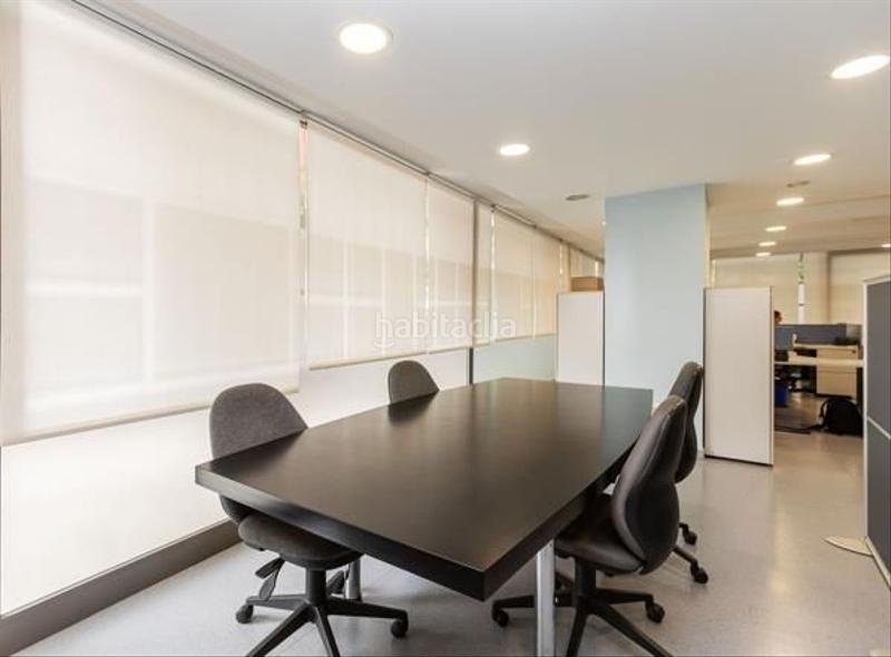 Foto 77ef617b-df59-41e1-88c3-213a1395a0d5. Affitto locale commerciale con riscaldamento in Sants Barcelona