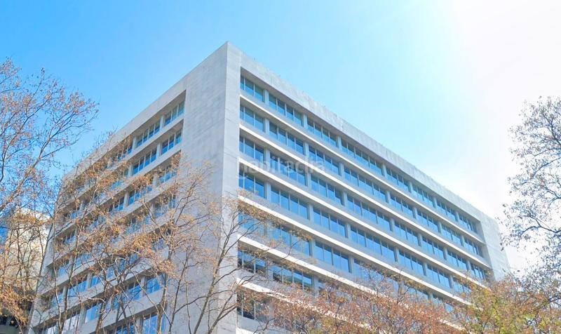 Foto 639f6b47-bb17-4ec3-9672-620fc6a18e85. Location bureau avec chauffage dans Barri de les Corts Barcelona