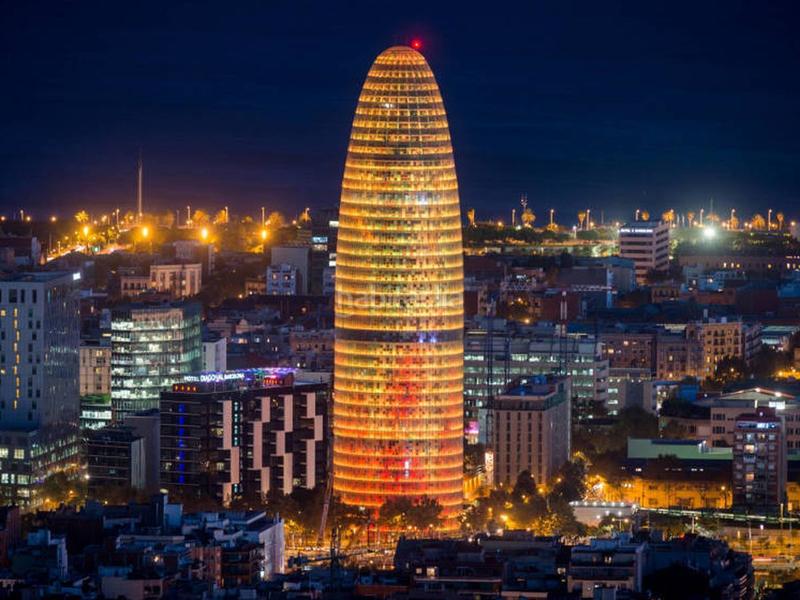 Foto 02c4c61f-930a-4c49-8b05-6f997856bb1e. Location bureau avec chauffage parking dans El Parc i la Llacuna del Poblenou Barcelona