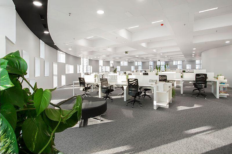 Foto 474093c0-a640-460b-8c03-cba9e3f87aec. Rent office space with heating parking in El Parc i la Llacuna del Poblenou Barcelona