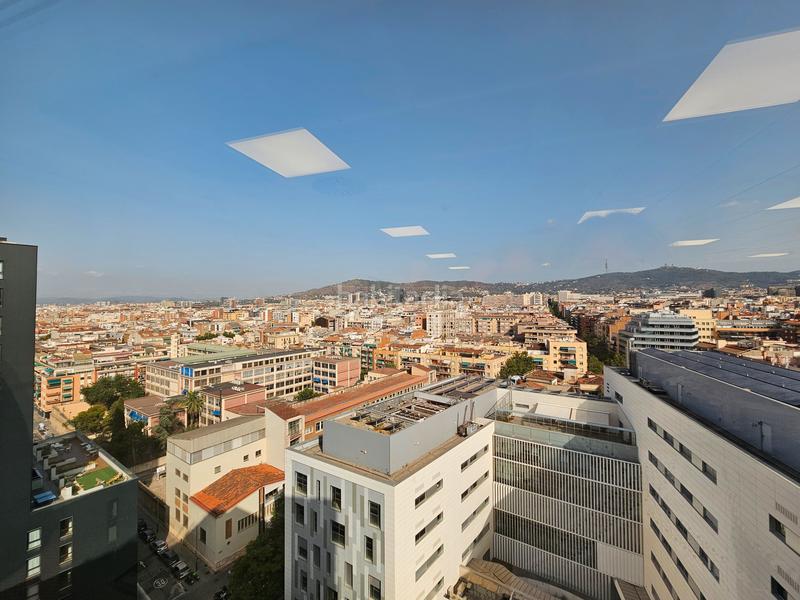Foto 8d916201-6cac-4b2b-b5bf-3b6408c947ae. Location bureau avec chauffage parking dans Sants Barcelona