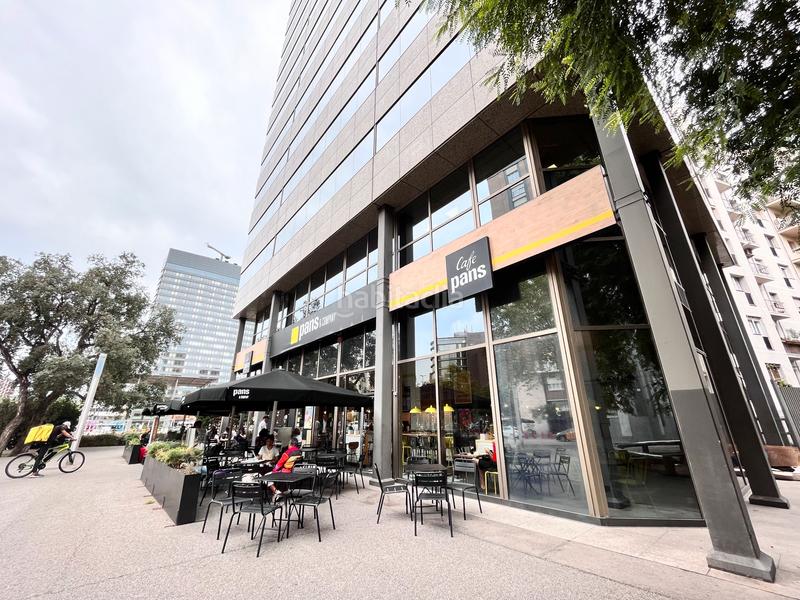 Foto e7edbada-2c63-4967-86cb-dc8caa107d6a. Rent office space with heating parking in Sants Barcelona