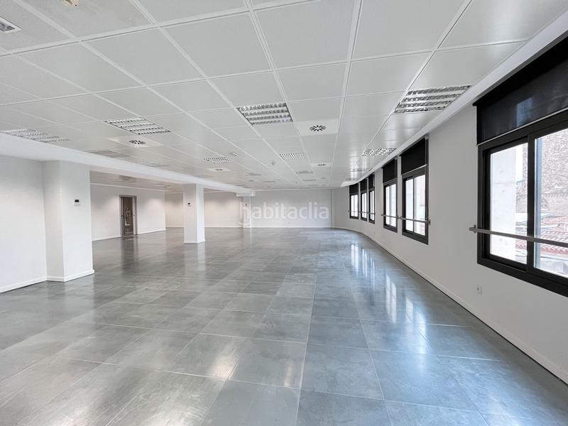 Foto 7901c3b1-b162-431c-b3b2-8e9965fc49a6. Miete büro mit heizung in Gòtic Barcelona