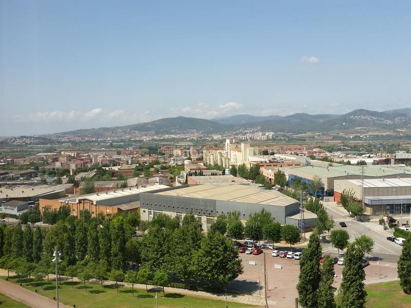 Foto d8d49c3a-68a5-4d29-b72f-1e2de973e624. Lloguer oficina amb calefacció a Sant Joan-TV3 Sant Joan Despí
