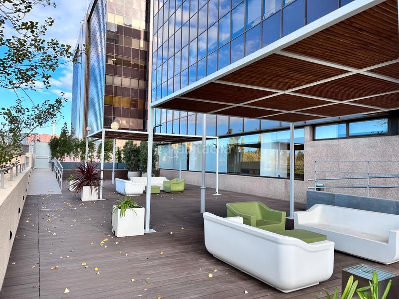 Foto f77e6b3c-2002-47f9-9efc-31d9ef011035. Miete büro mit heizung in Sant Joan-TV3 Sant Joan Despí