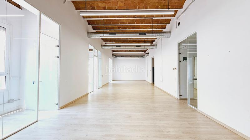 Foto 0626d3a4-7cb4-4918-b3d1-3ce44e28feca. Affitto ufficio in Dreta de l´Eixample Barcelona